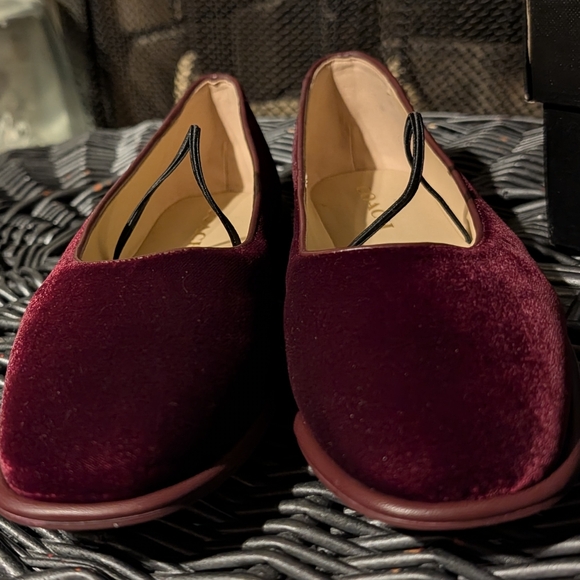 Coach Emilia Mary Janes in Burgundy Velvet sz 9 - Picture 6 of 12